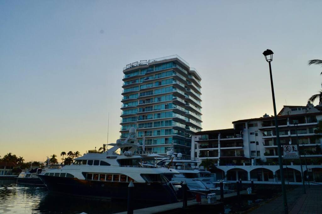 Luxury Condo On The Marina Puerto Vallarta Exterior foto